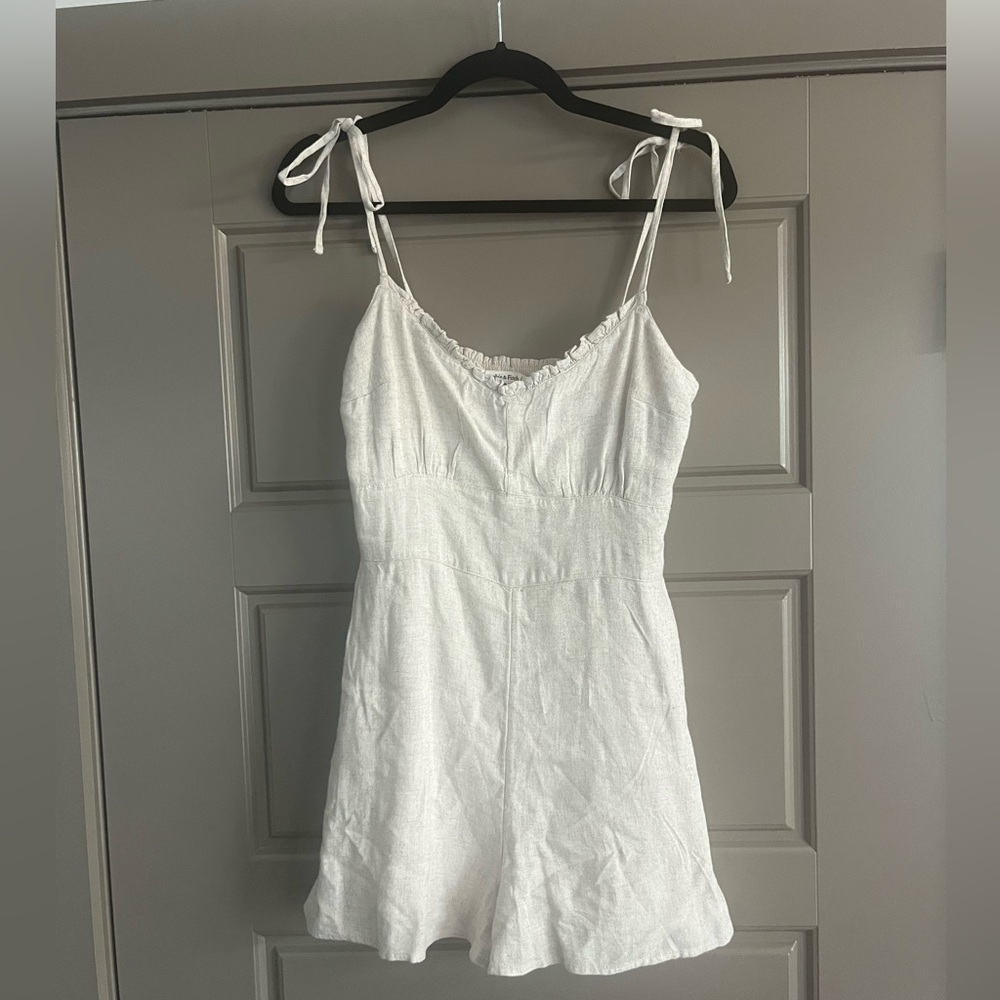 New Abercrombie linen blend romper small